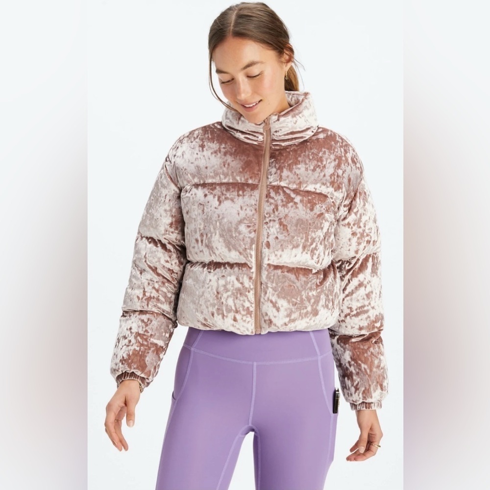 Fabletics Wander Crushed Velour Cropped Puffer Jacket Teddy